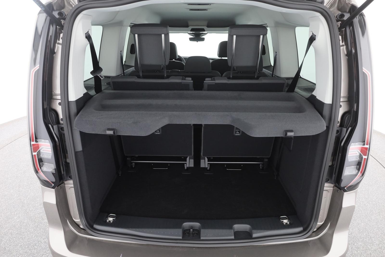 Volkswagen Caddy Maxi 1.5 TSI DSG Kamera 7-Sitzer AHK