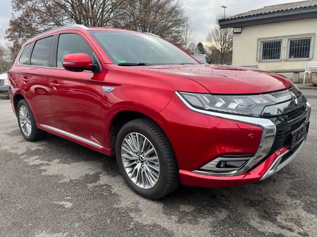 Mitsubishi Outlander PHEV Plus 4WD Diamant+