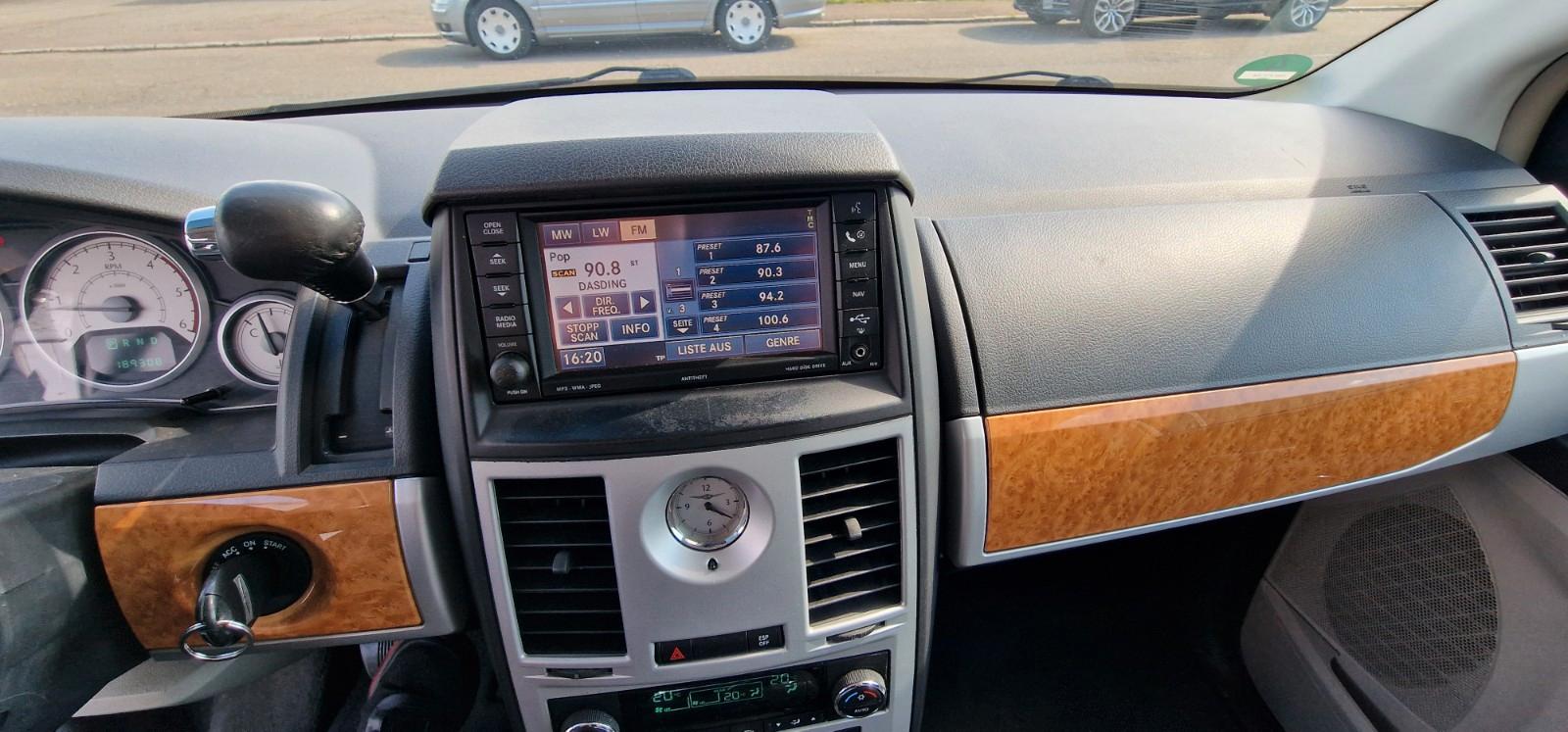 Car Image 29