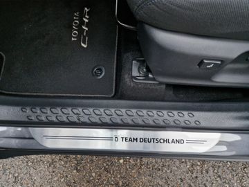 Toyota C-HR - 9