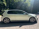 Volkswagen Golf 2.0 TSI DSG BMT GTI Clubsport GTI Clubsport - Volkswagen Golf: GTI Clubsport