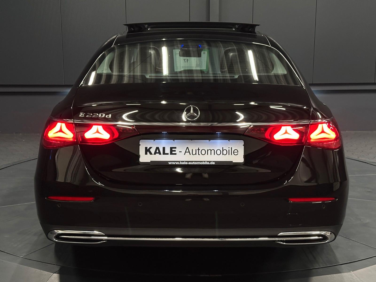 Mercedes-Benz E 220 d Avantgarde Advanced *19Zoll*PANORAMA*