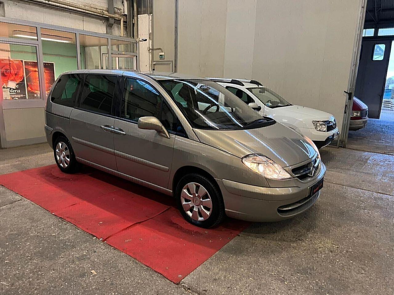 Citroën C8