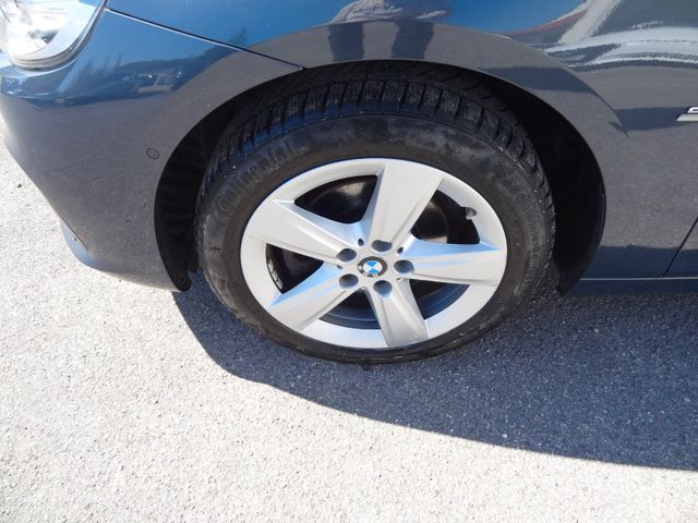 Fahrzeugabbildung BMW 218d Active Tourer/150PS/Navi/PDC/