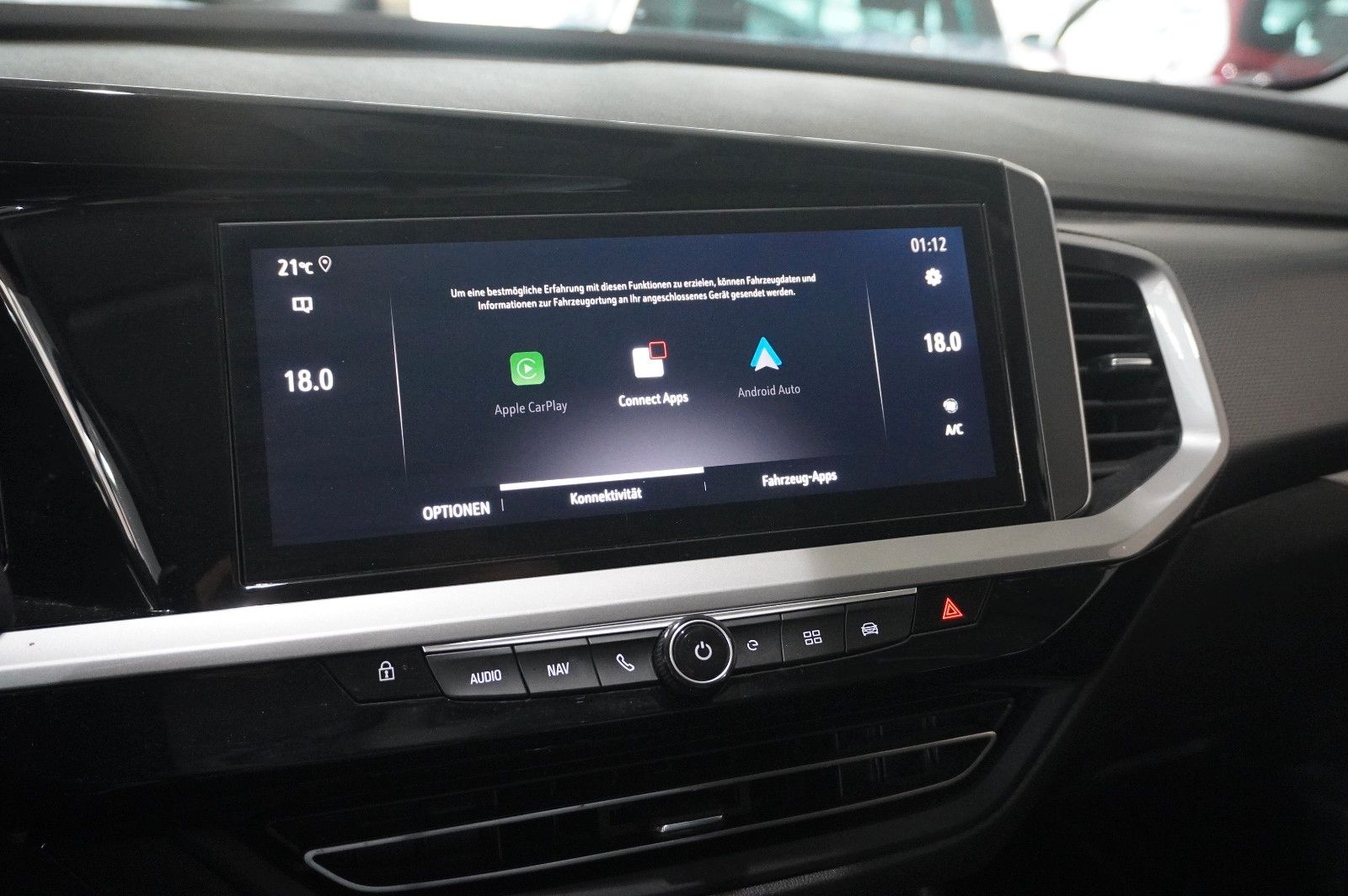 Fahrzeugabbildung Opel Grandland (X) 1.6 PHEV ELEGANCE NAVI/LED/SPORT