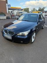BMW E60 5er 530d 3.0 - BMW 530: D E60