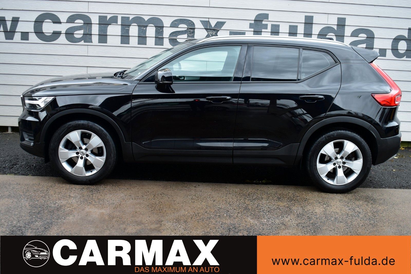 Fahrzeugabbildung Volvo XC40 D3 AWD Momentum,Leder,Navi,LED,SH,Kamera