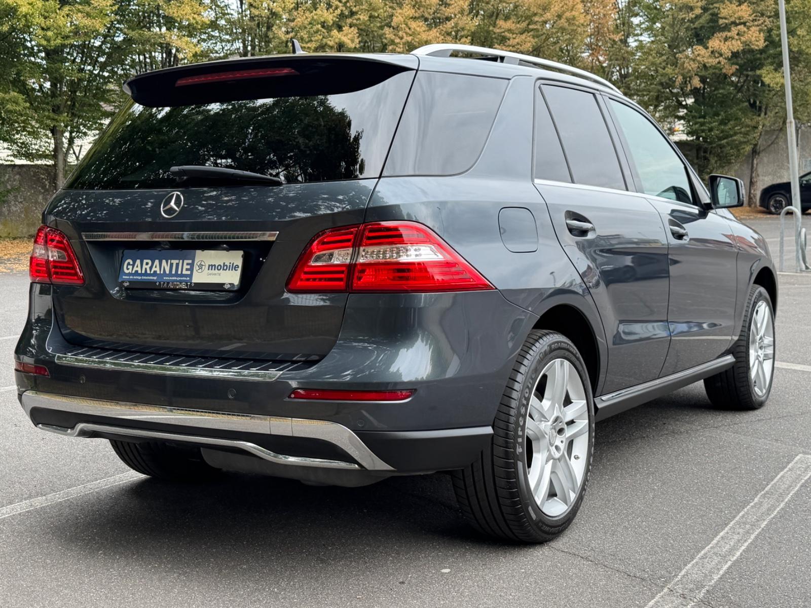 Mercedes-Benz ML 350 CDI BlueTec 4Matic*Panorama*20Zoll*Top*