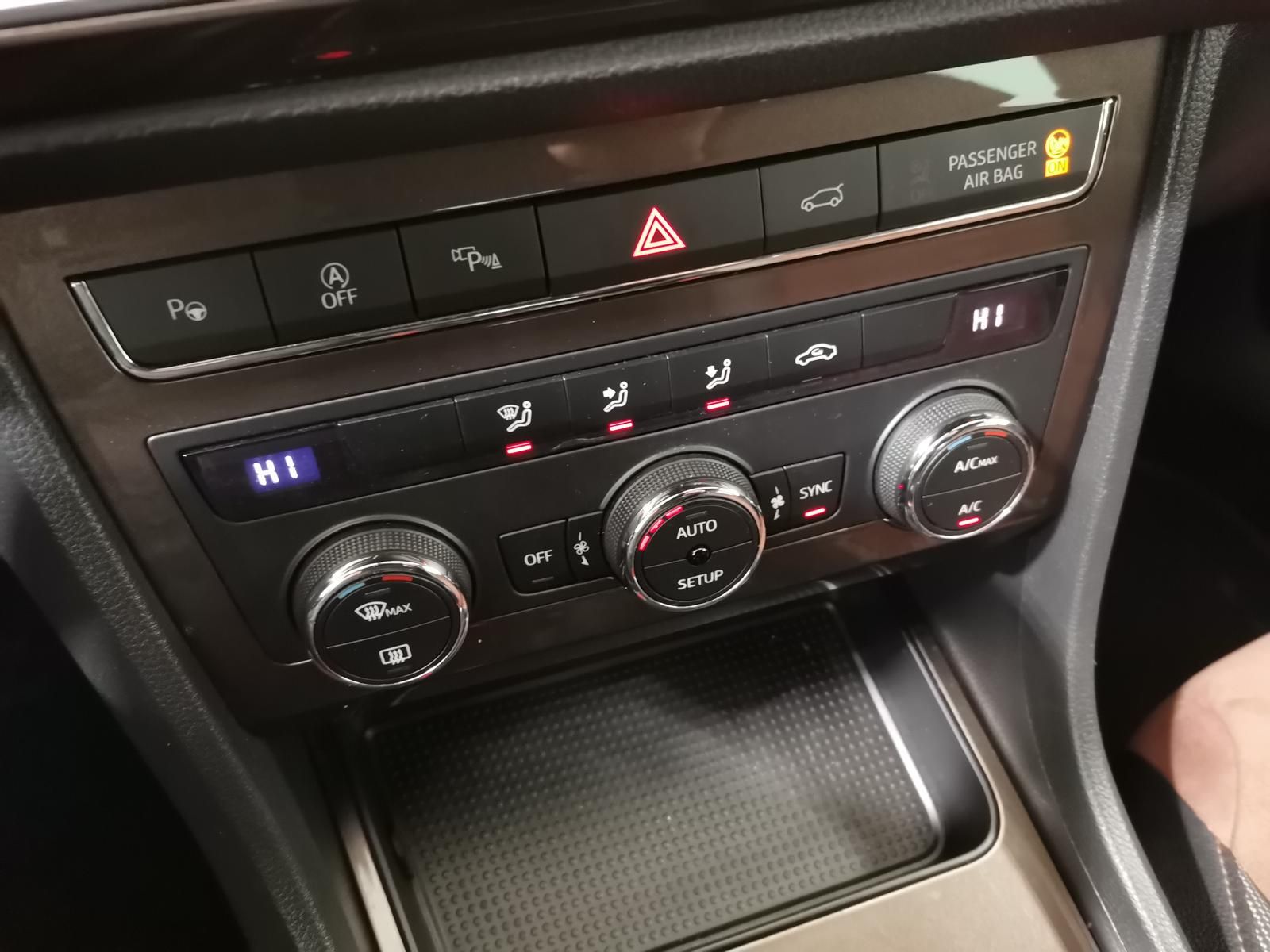 Seat Ateca 1.5 TSI Xcellence LED|Navi|360°|ACC foto 13