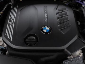 Fahrzeugabbildung BMW 520d Luxury Line Kamera HUD DAB AHK Alarm 19Zoll