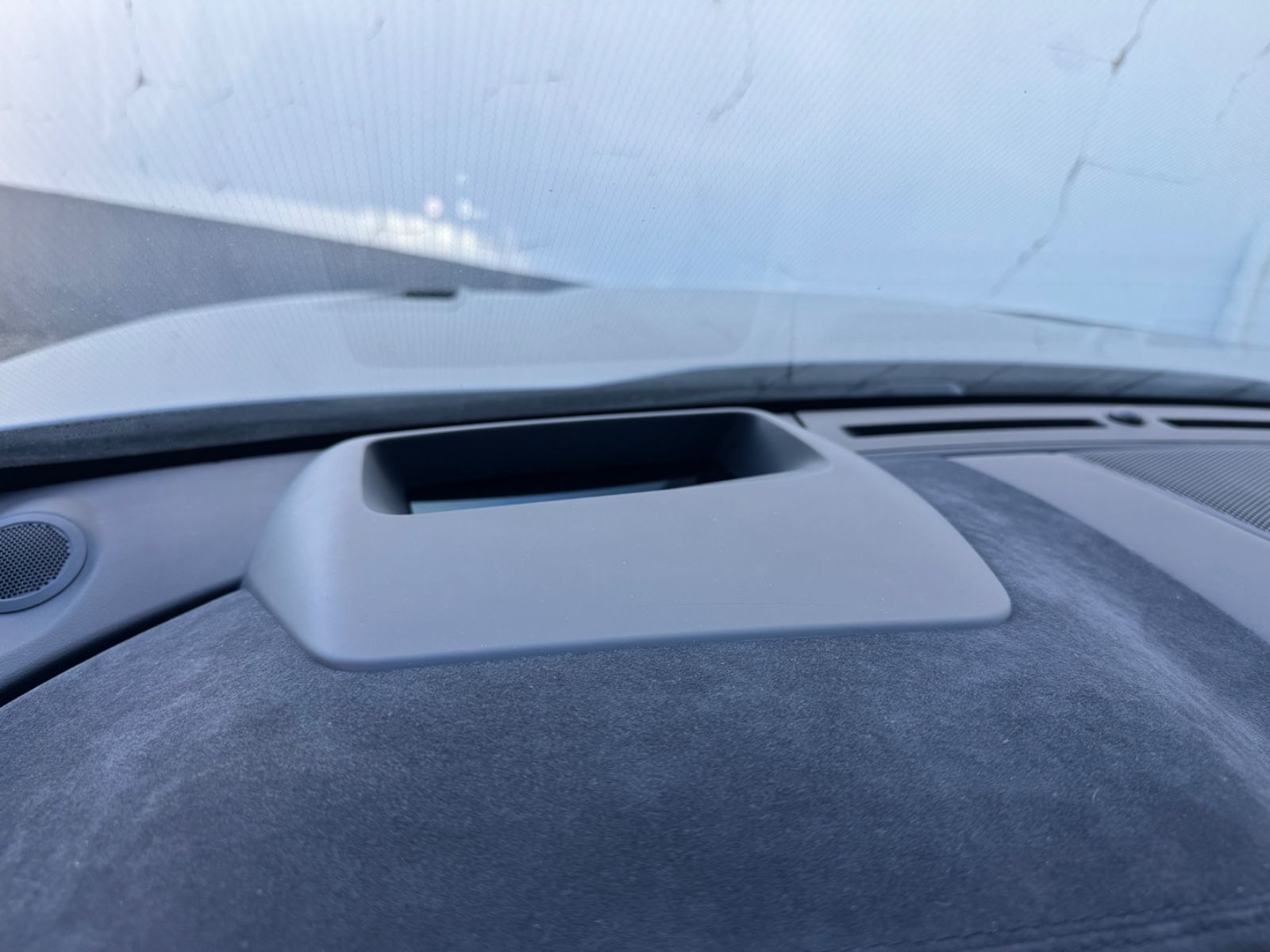 Fahrzeugabbildung Jaguar F-PACE SVR /PANO/MERIDIAN/360°KAM/HUD/AMBIENTE