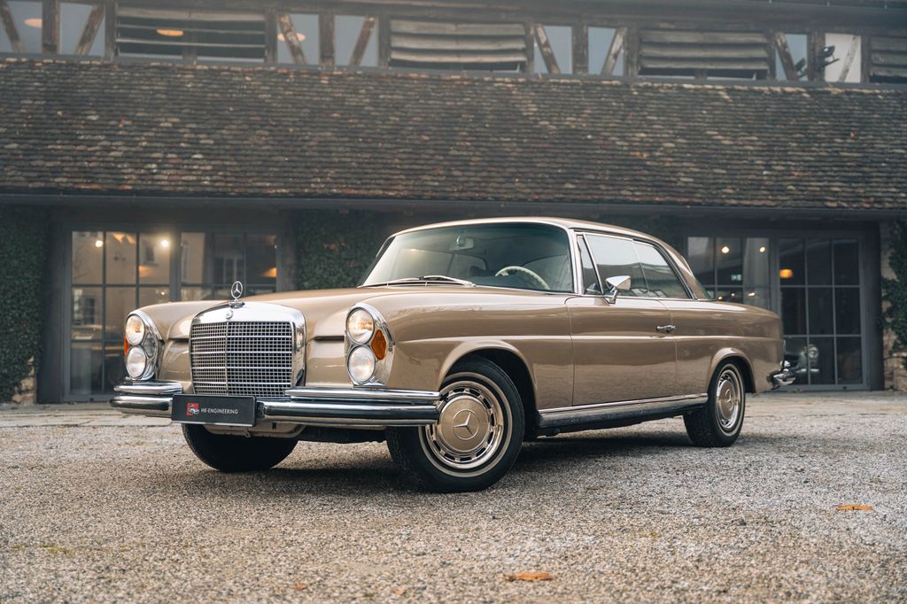 Mercedes-Benz 280