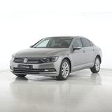 Volkswagen Passat 1.6 TDI 88kW Business BMT DSG - Volkswagen Passat: V6