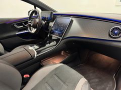 MERCEDES-BENZ EQE 350 4M*AMG LINE*PANO*NIGHT*DISTR*Burmester* MERCEDES-BENZ EQE 350 4M*AMG LINE*PANO*NIGHT*DISTR*Burmester*