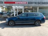 Volkswagen Passat Variant GTE DSG - mit Hybrid-Antrieb: Blau, Alcantara, Kombi