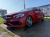Mercedes-Benz Mercedes-benz CLA 220 d 4Matic Automatic Premium - rote Mercedes-Benz CLA 220