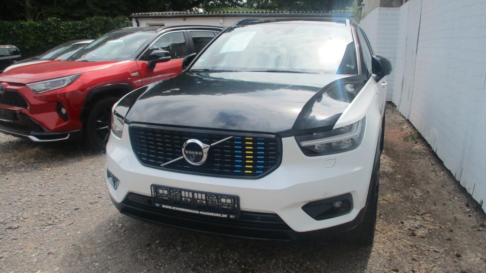 Volvo XC40 T5 AWD R Design , Scheckheft