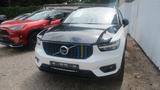 Volvo XC40 T5 AWD R Design , Scheckheft - Volvo XC40 in Magdeburg