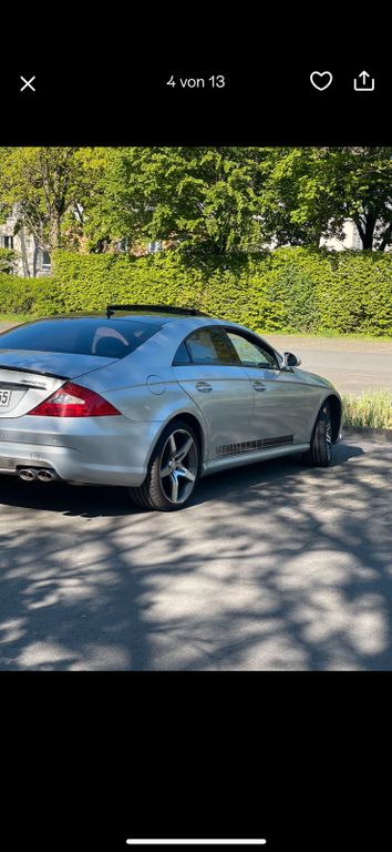 Image of Mercedes-Benz 320