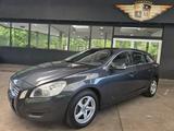 Volvo V60 2.0D Kombi AUTOMATIK Momentum SSD/BT/AHK - gebrauchte Volvo V60 aus dem Jahr 2012