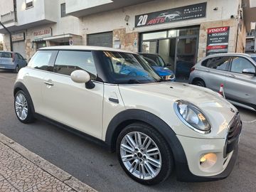 MINI One D - 10