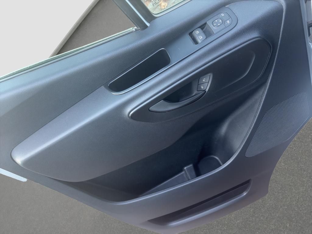 Fahrzeugabbildung Mercedes-Benz Sprinter 311 CDI Pritsche Standard AHK*KlimaA