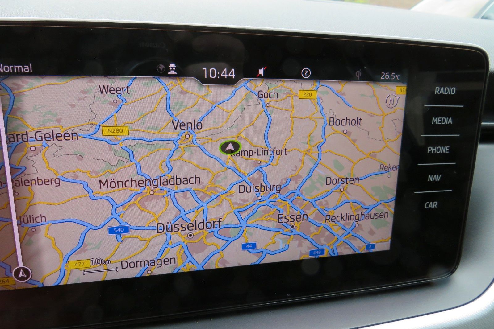 Fahrzeugabbildung SKODA Scala Ambition KAMERA APP NAVI ACC SITZH uvm. 1H