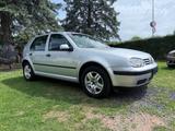 Volkswagen Golf 1.4 Special Edition - Volkswagen Golf aus 2001 mit Benzin-Antrieb: Limousine