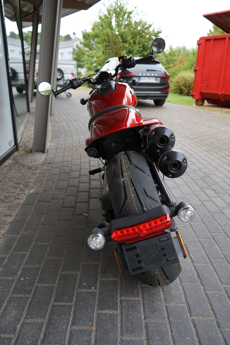 Fahrzeugabbildung Harley-Davidson Sportster S MY25 - Brilliant Red - Sofort Verfüg