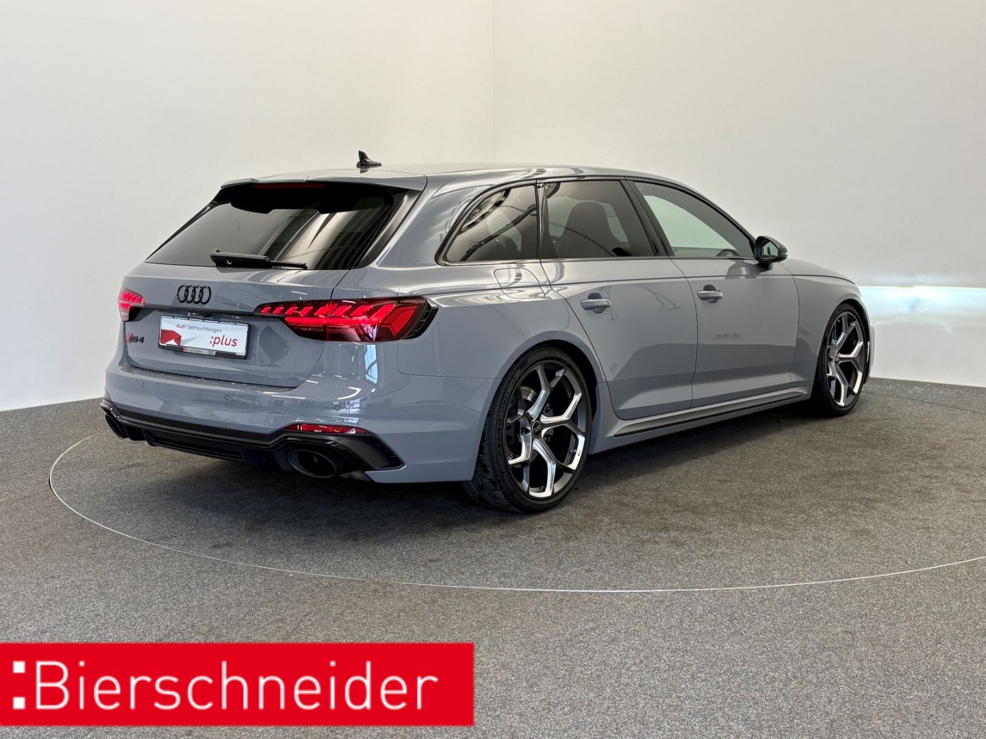 Audi RS4 - Bild 6