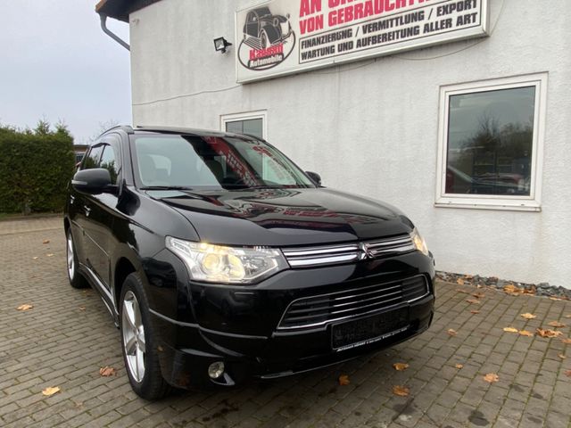 Mitsubishi Outlander PHEV Instyle 4WD 2.0 Hybrid/AUTOMATIK