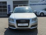 Audi A3 Sportback 1.6 TDI  Automatik Navi SitzHz PDC - Audi A3 aus 2012: TDI