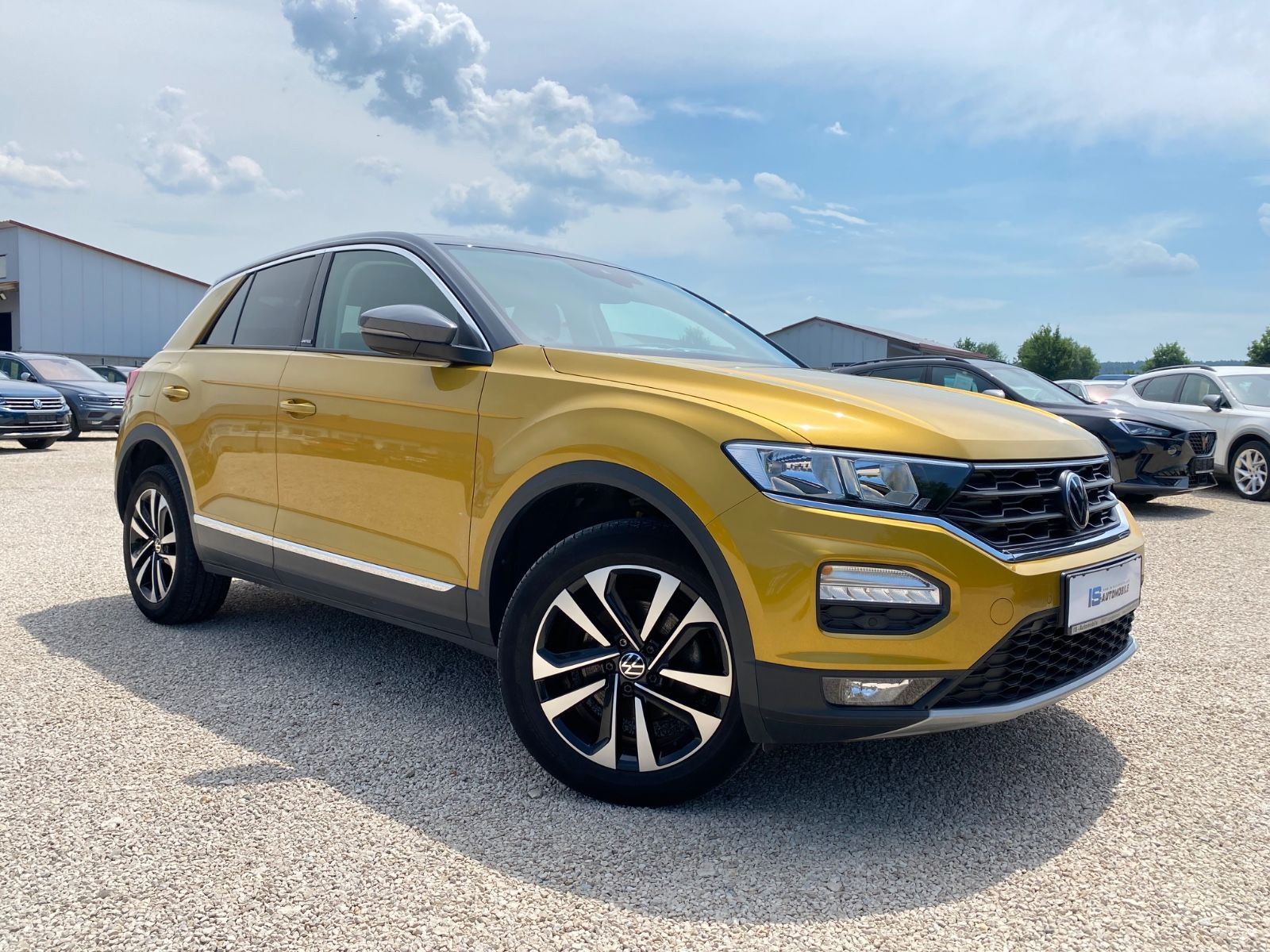 Volkswagen T-Roc United,NAVI,ACC,SHZ,DCC,DAB,AHK,PDC imagem 3