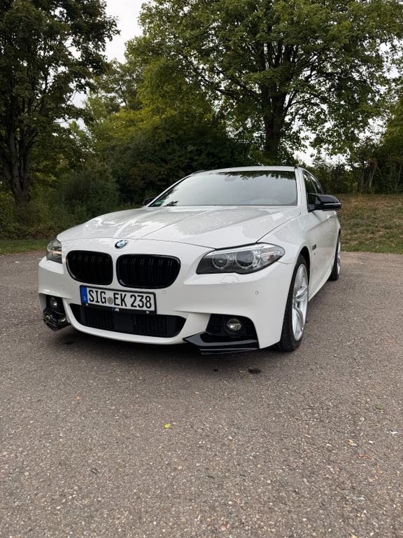 Image of BMW 530