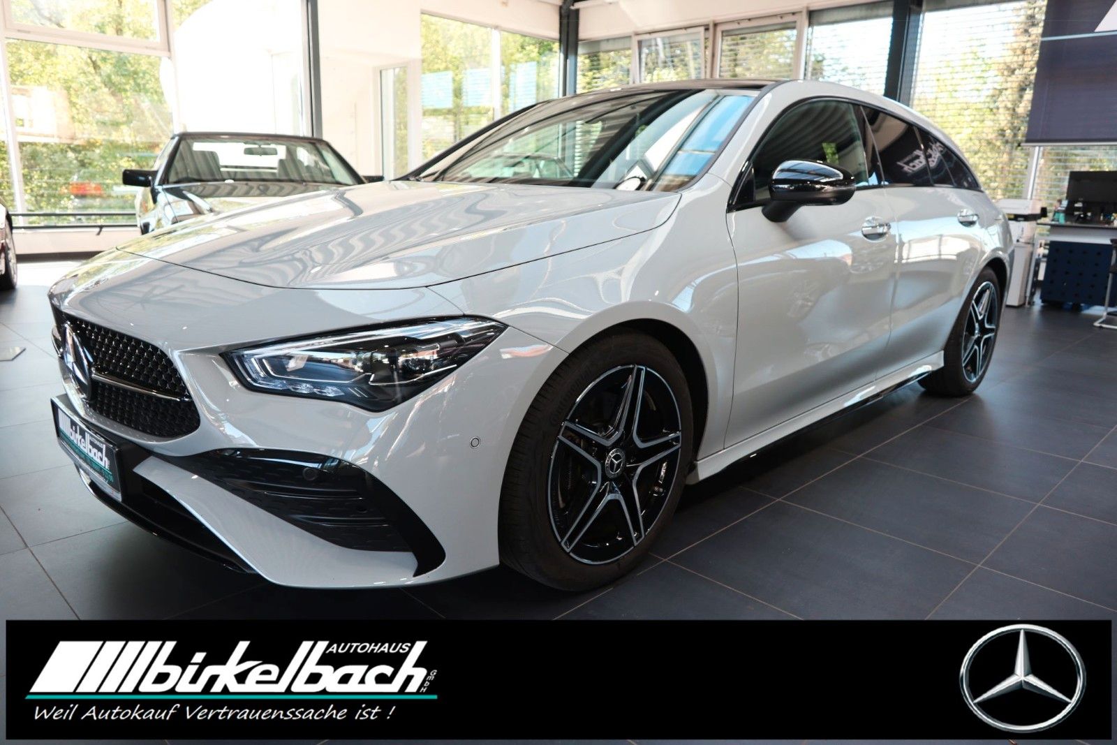 MERCEDES-BENZ CLA 200 SB AMG Special Edition LED Pano