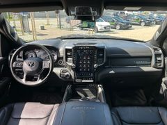 Fahrzeugabbildung Dodge RAM 1500 Limited LPG Luft LED HUD  Retrax dt.Fzg