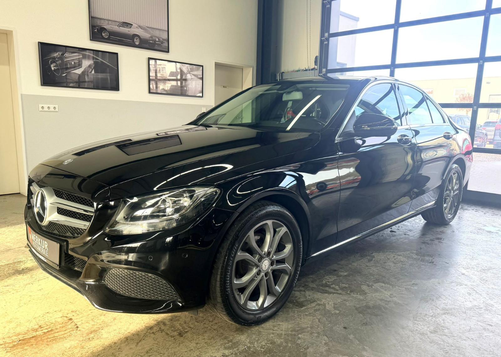 Mercedes-Benz C 180 Avantgarde+Navi-Vorb.+Park-Assist+PDC+SHZ