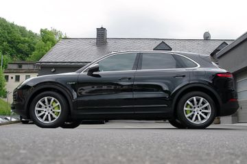Porsche Cayenne E-Hybrid*Luft,Privacy,Chrono,Kamera,SHZ*
