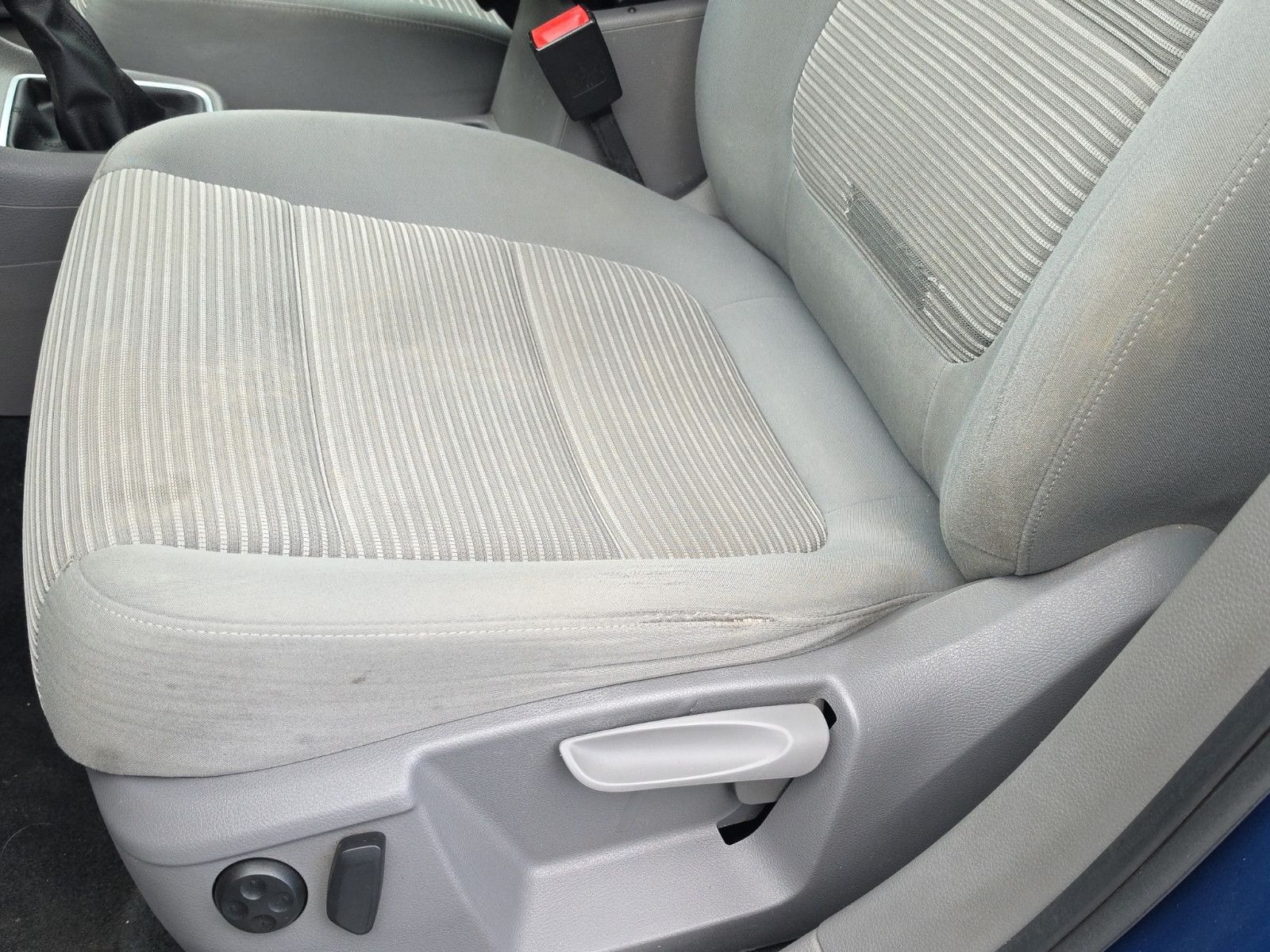 Fahrzeugabbildung SEAT Alhambra 4You TDI KLIMA PDC SHZ TEMPOMAT