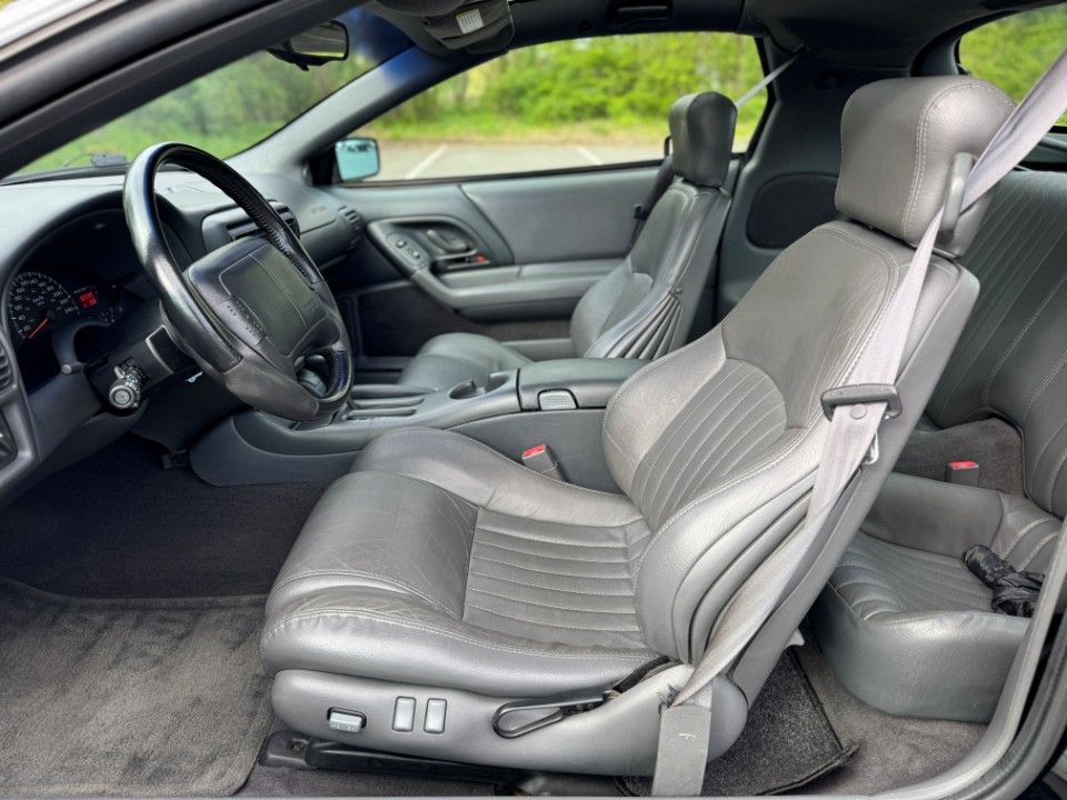 Fahrzeugabbildung Chevrolet Camaro Targa 3.8 deutsches Fzg erst 83.400 KM