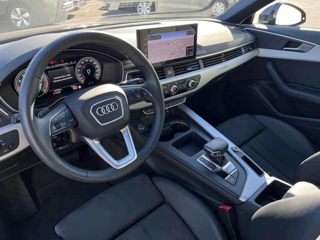 AUDI A4 2025