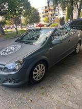 Opel Astra tt - Opel Astra mit Diesel-Antrieb: Cabrio