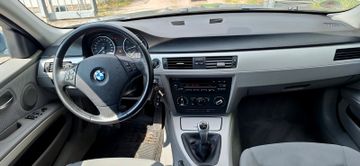 BMW 318 - 9
