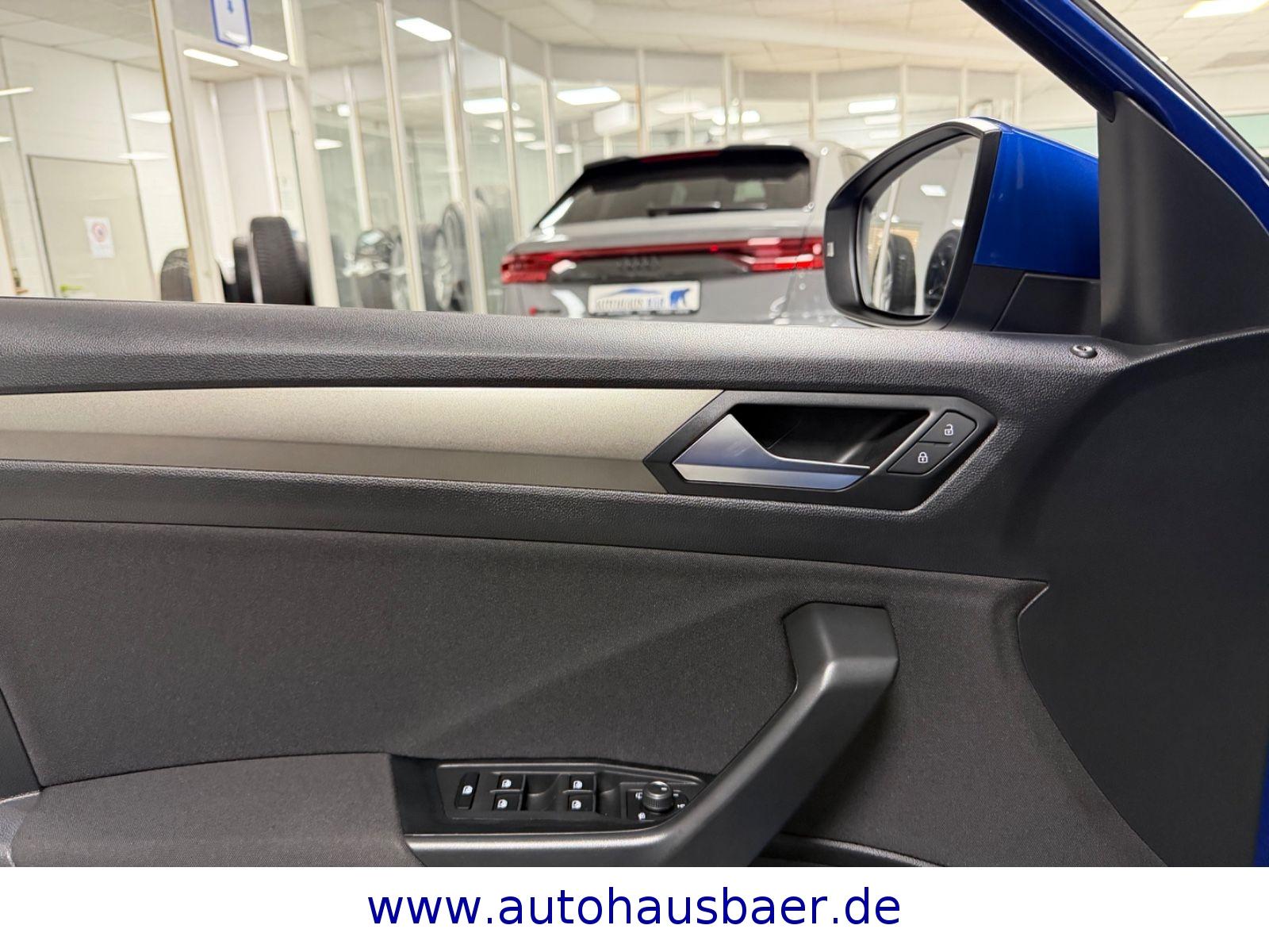 Volkswagen T-Roc Style*KAM*SHZ*TÜV NEU*1-HAND*, миниатюра 13