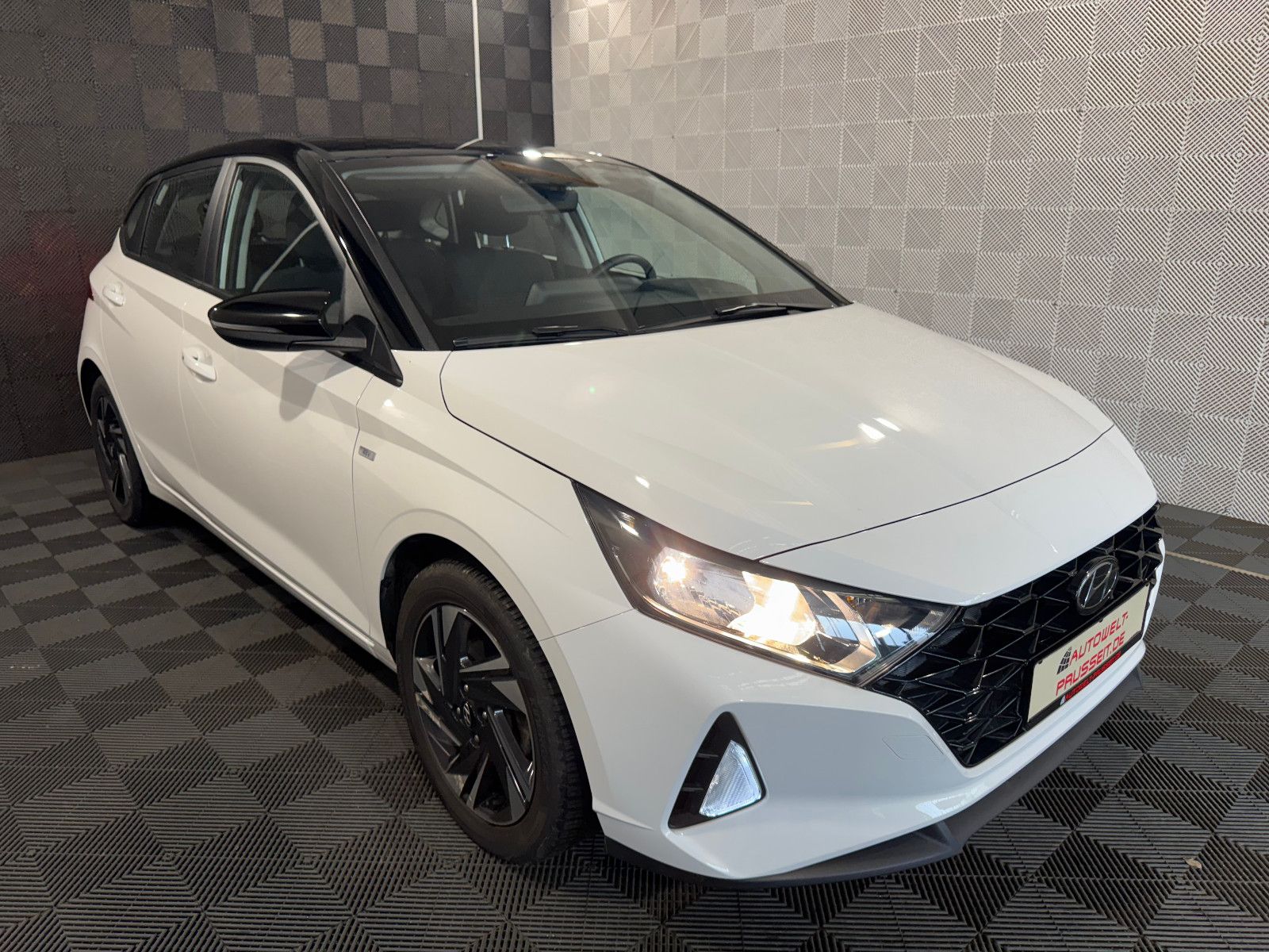 Gebrauchtwagen Hyundai i20 i20 Mild-Hybrid*TREND*BOSE-R.KAM-TEMPO-SHZ-APPLE in Horb am Neckar