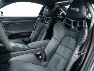 صورة 8 لـ 2026 Porsche CAYMAN