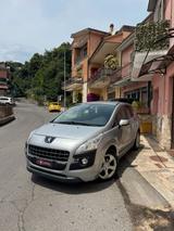 Peugeot 3008 1.6 HDi 112CV Tecno, TOTALMENTE REV - Behindertengerechte Peugeot 3008