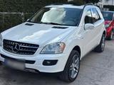 Mercedes-Benz Mercedes Benz ML350 W164 (4 MATIC) Benziner - gebrauchte Mercedes-Benz ML 350 aus dem Jahr 2007