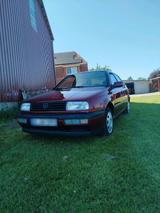 Volkswagen VW Vento GL 1.8 - Volkswagen Vento: 1.8