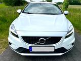 Volvo V40 T3 Momentum R-Design - Volvo: R Design
